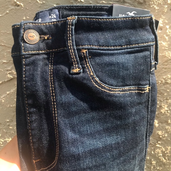 NWT HOLLISTER JEANS - Picture 1 of 8